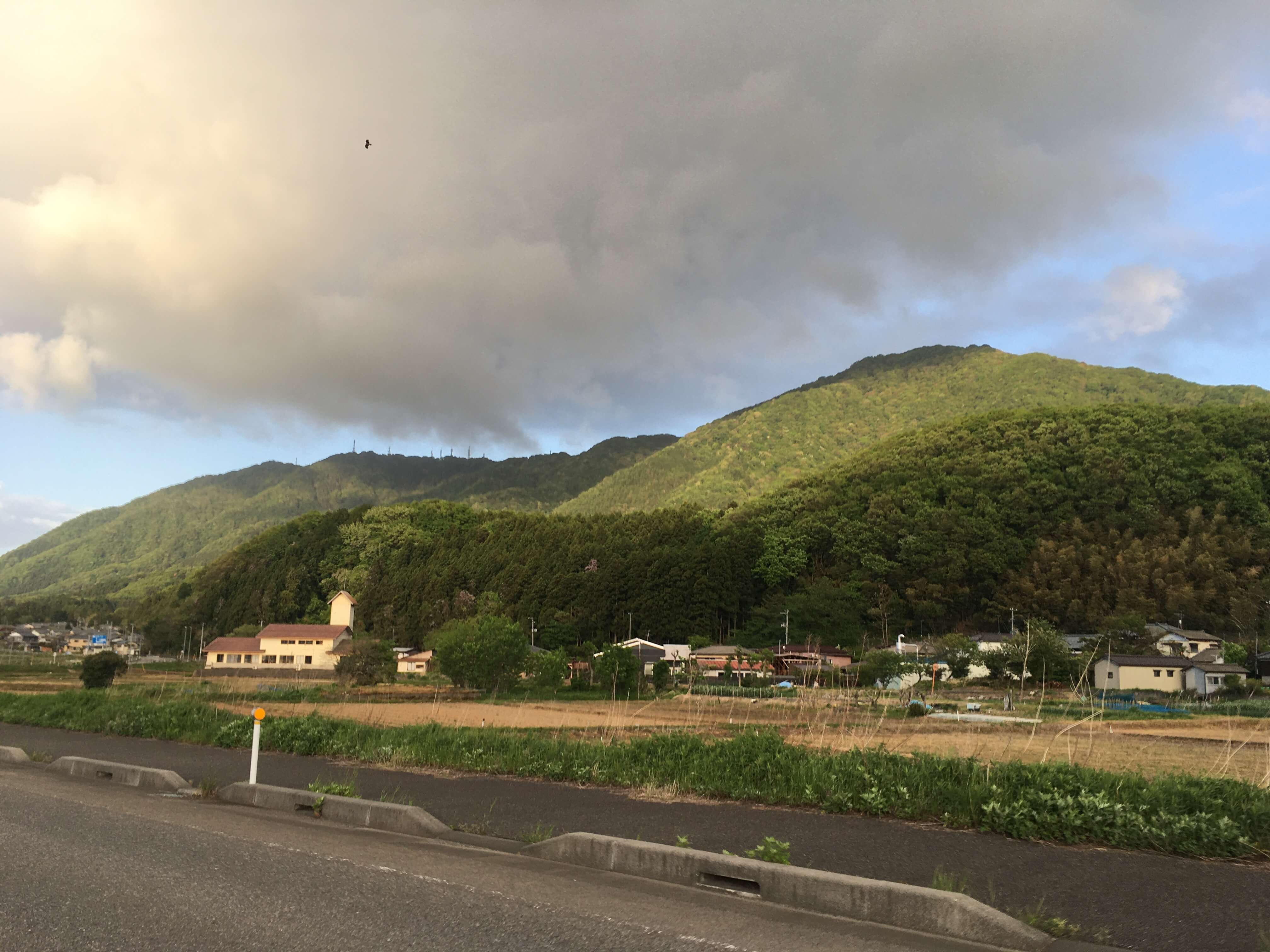 弥彦山