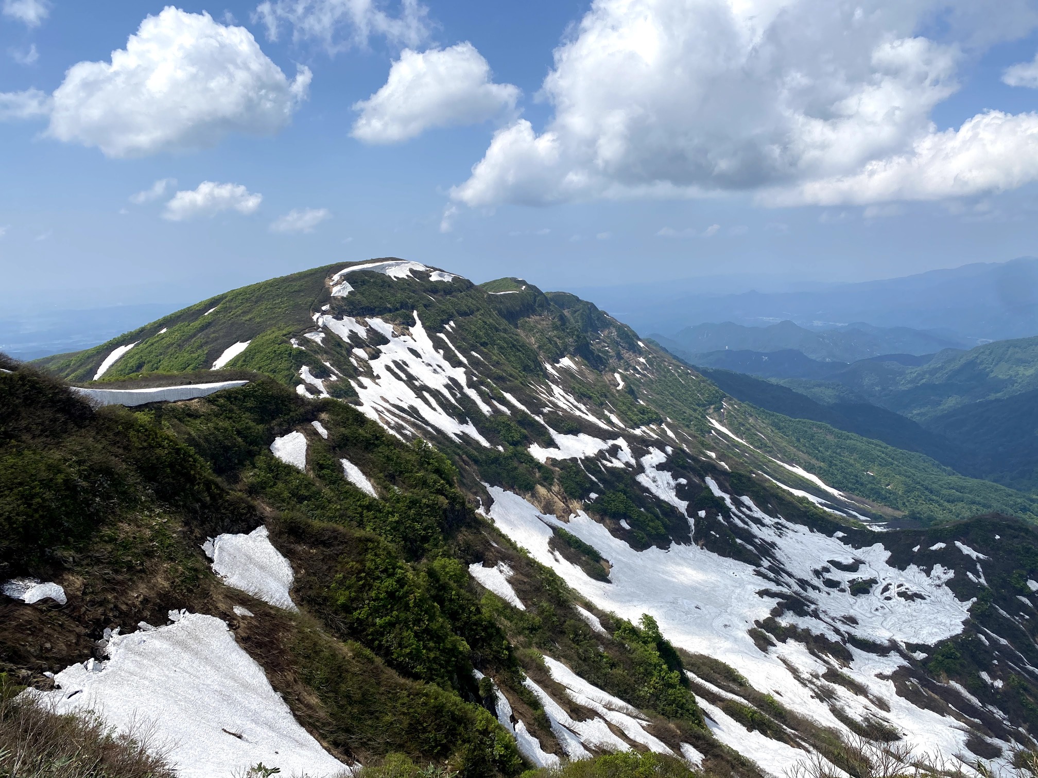 守門岳
